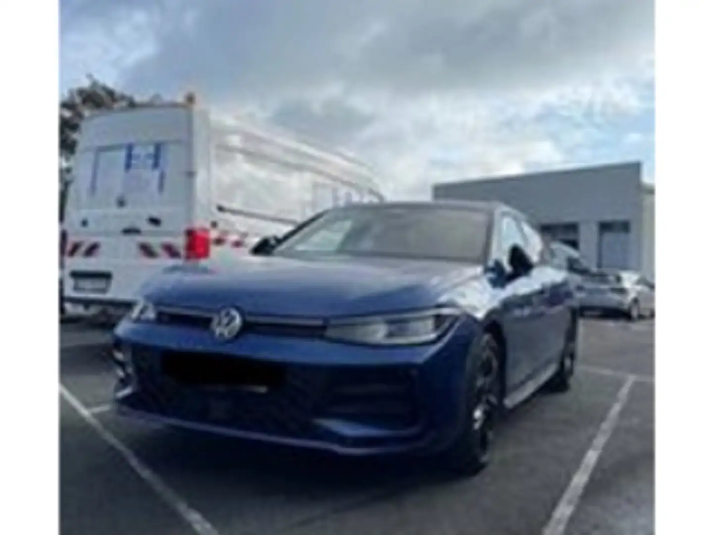 Volkswagen Passat Variant 2.0TDI DSG *R-Line*HUD+RFK+Stdhzg+Navi+BT+ACC+SWA+ Blau - 1