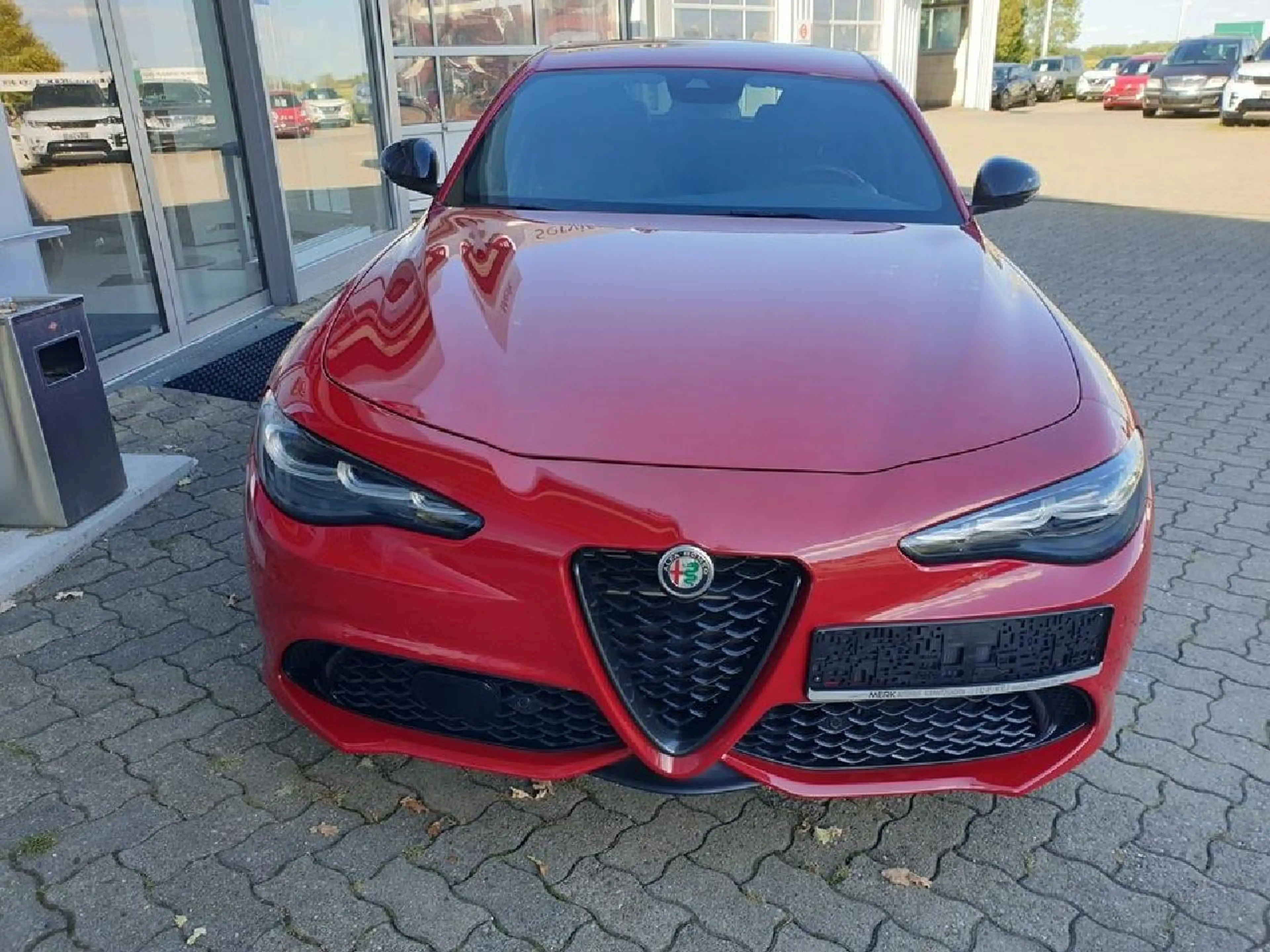 Alfa Romeo Giulia Competizione Q4 — photo 2
