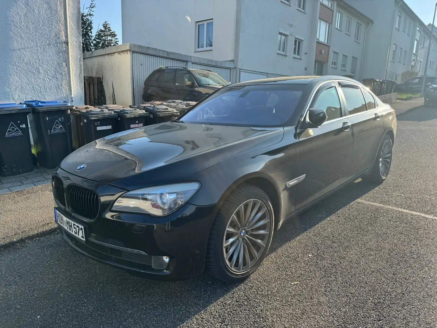 BMW 740 740d Schwarz - 1