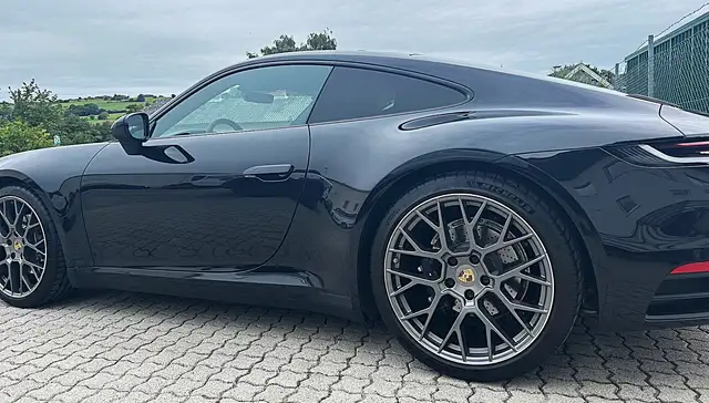 Porsche 911 992 Carrera 4 APPROVED, Autobahnkilometer Ansicht 12