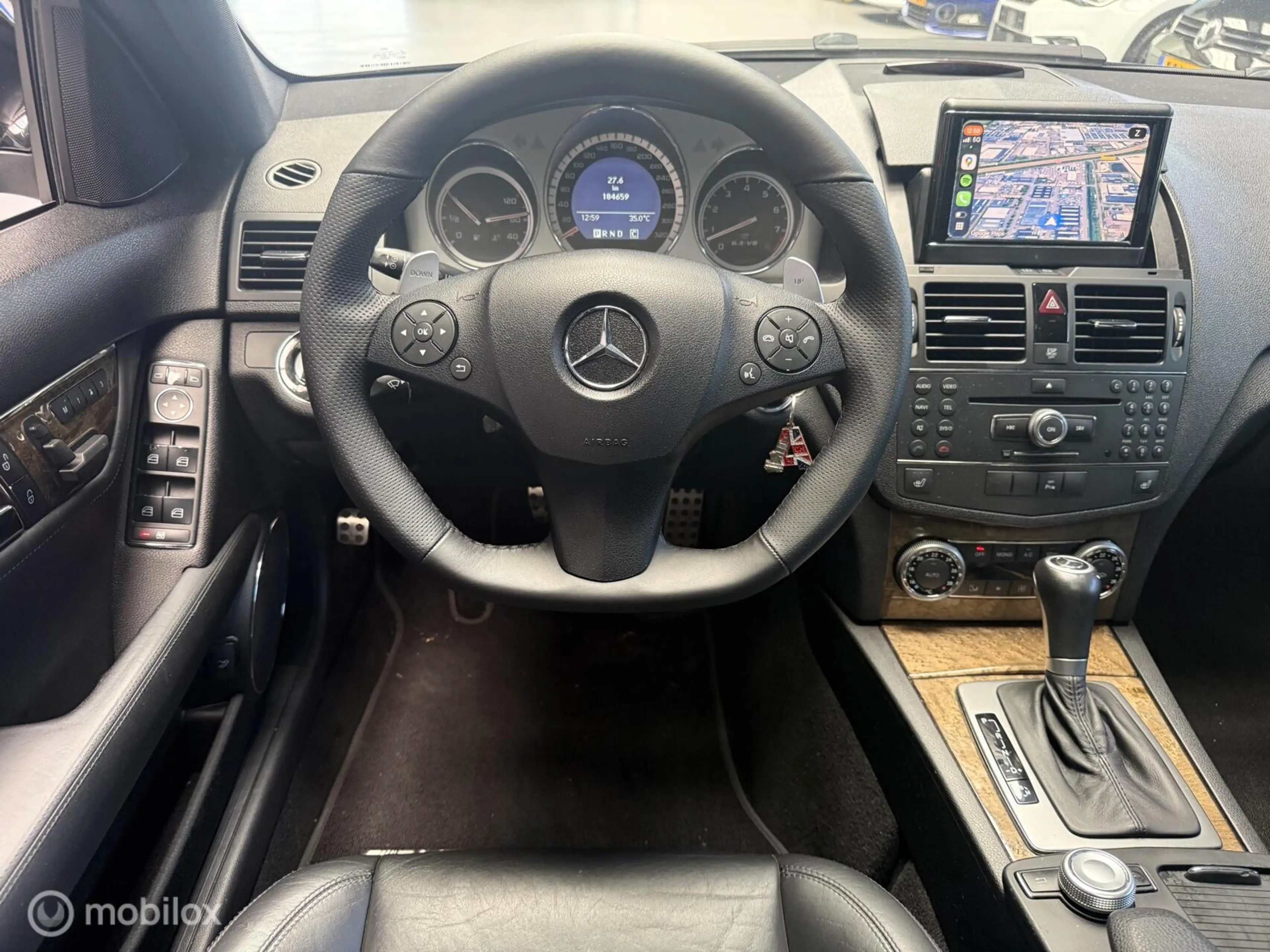 Mercedes-Benz C 63 AMG — photo 10