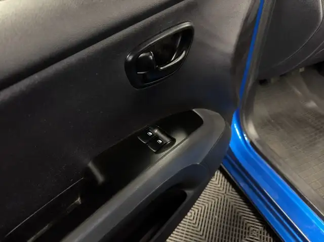 Hyundai i10 view 10