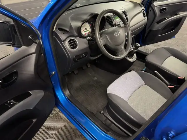 Hyundai i10 view 9