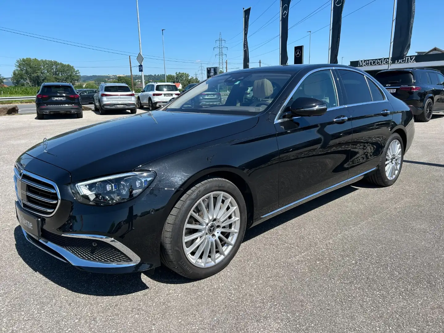Mercedes-Benz E 450 4MATIC Limousine Pano AIR FAP Stdhzg MBUX Zwart - 2