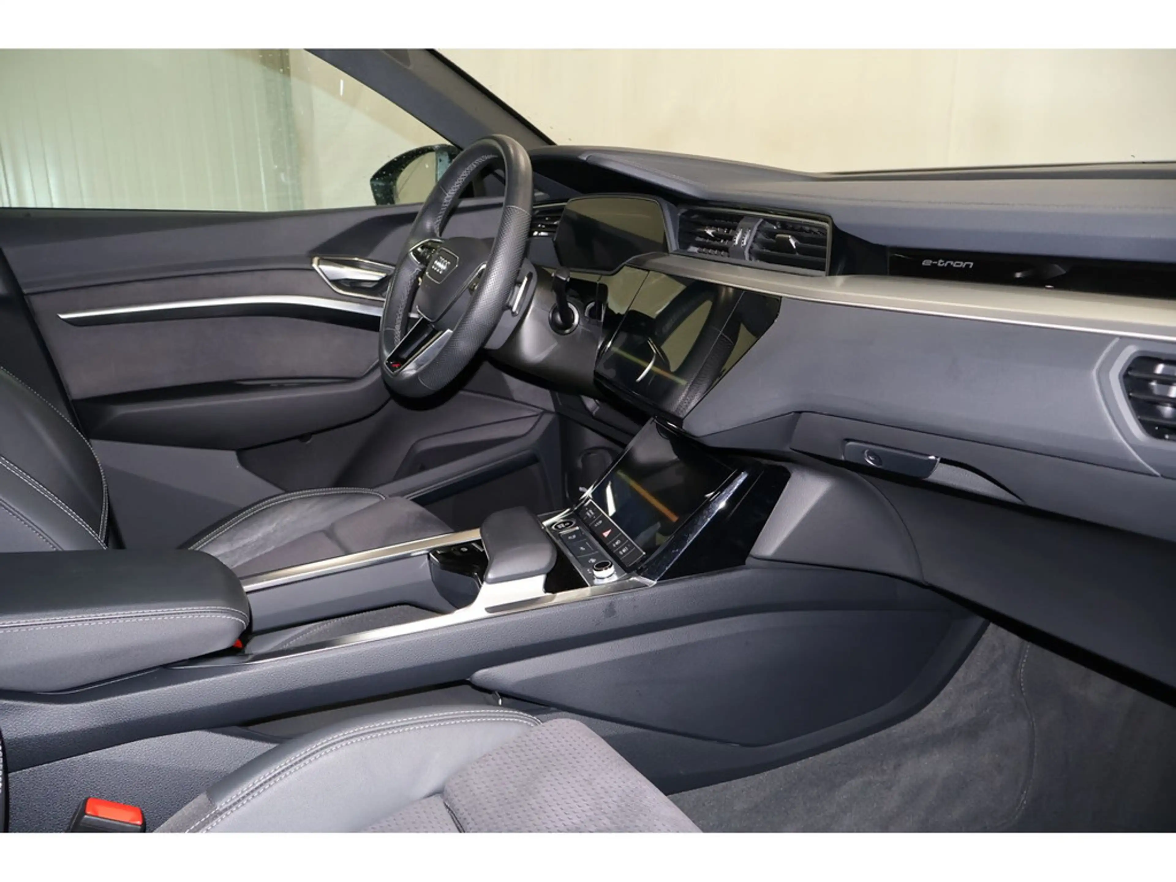 Audi Q8 Sportback 50 quattro S line B&O*SH*Matrix e-t — photo 14