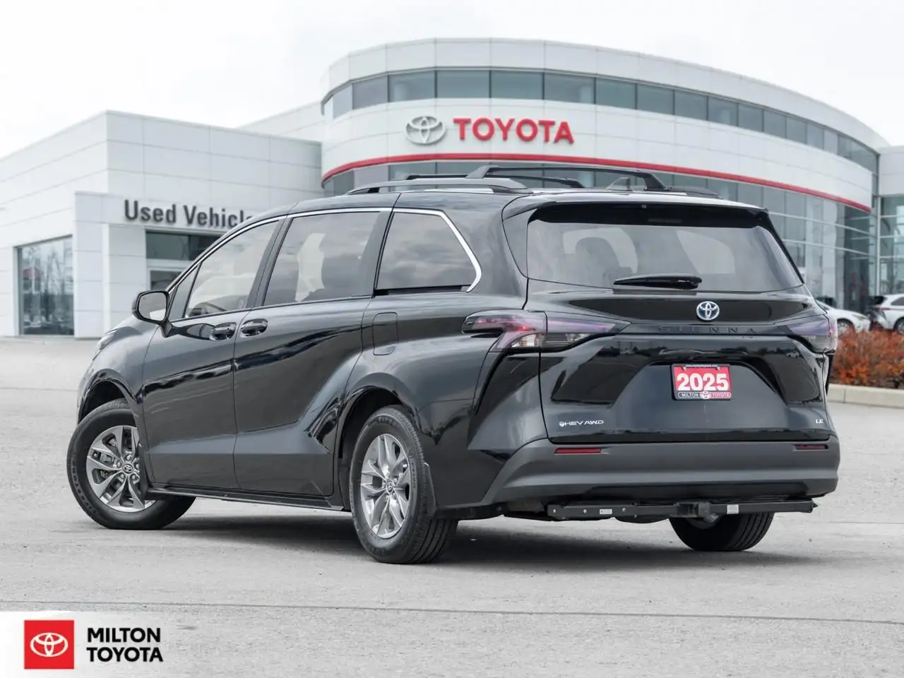 Toyota Sienna снимка Toyota Sienna
