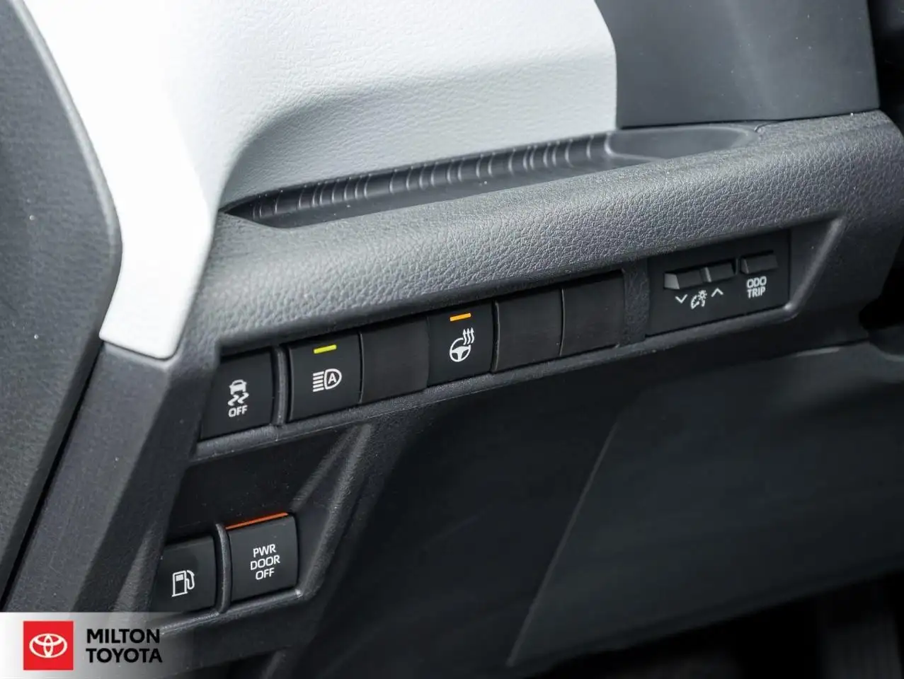 Toyota Sienna снимка Toyota Sienna