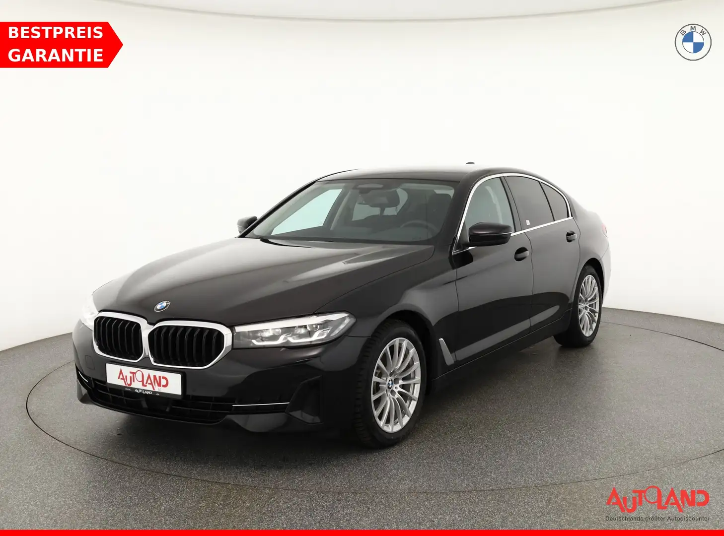 BMW 520 520d Aut. LED ACC Navi Standheizung Schwarz - 1