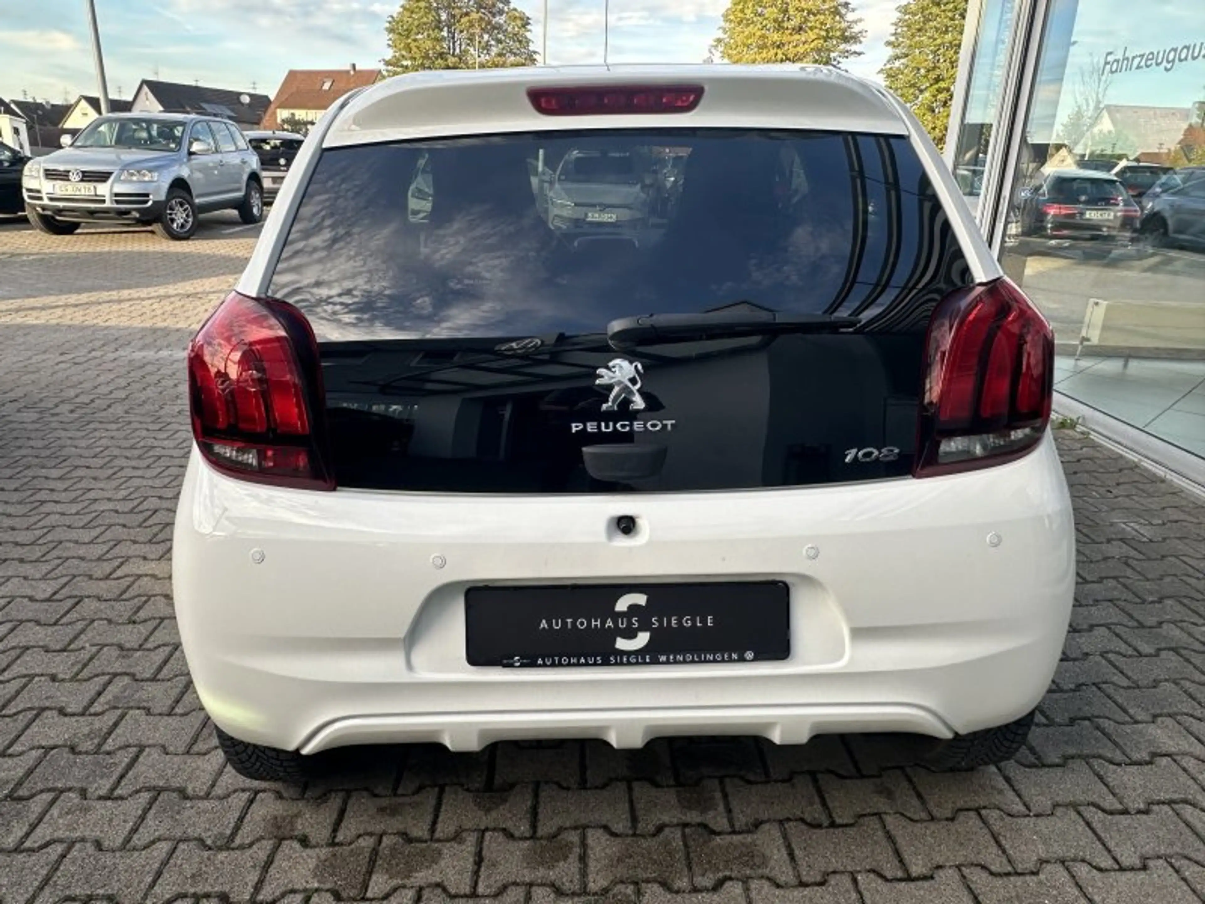 Peugeot 108 1.0 VTi Style Klima Parktronic 5-Türen — photo 5