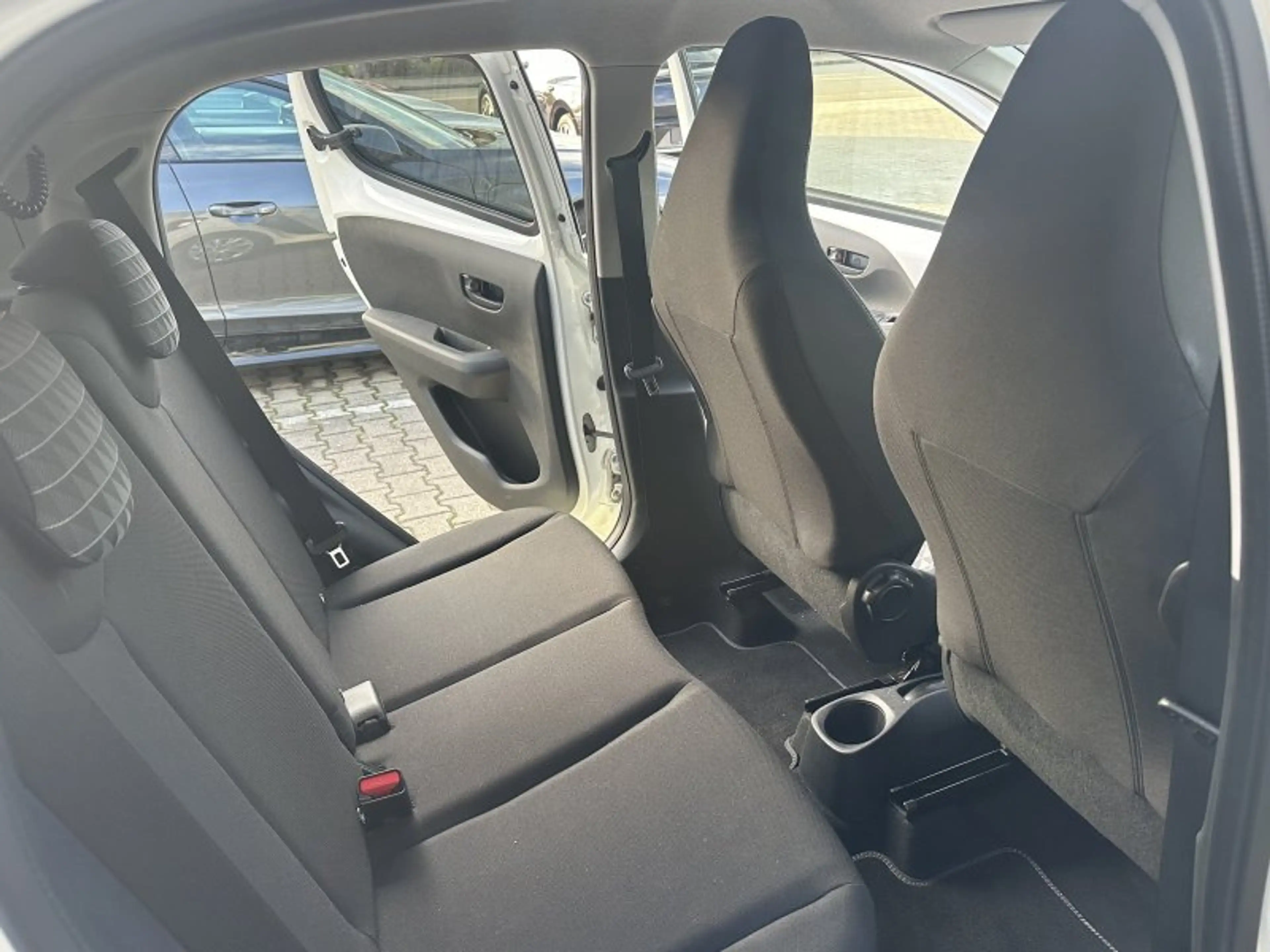 Peugeot 108 1.0 VTi Style Klima Parktronic 5-Türen — photo 13