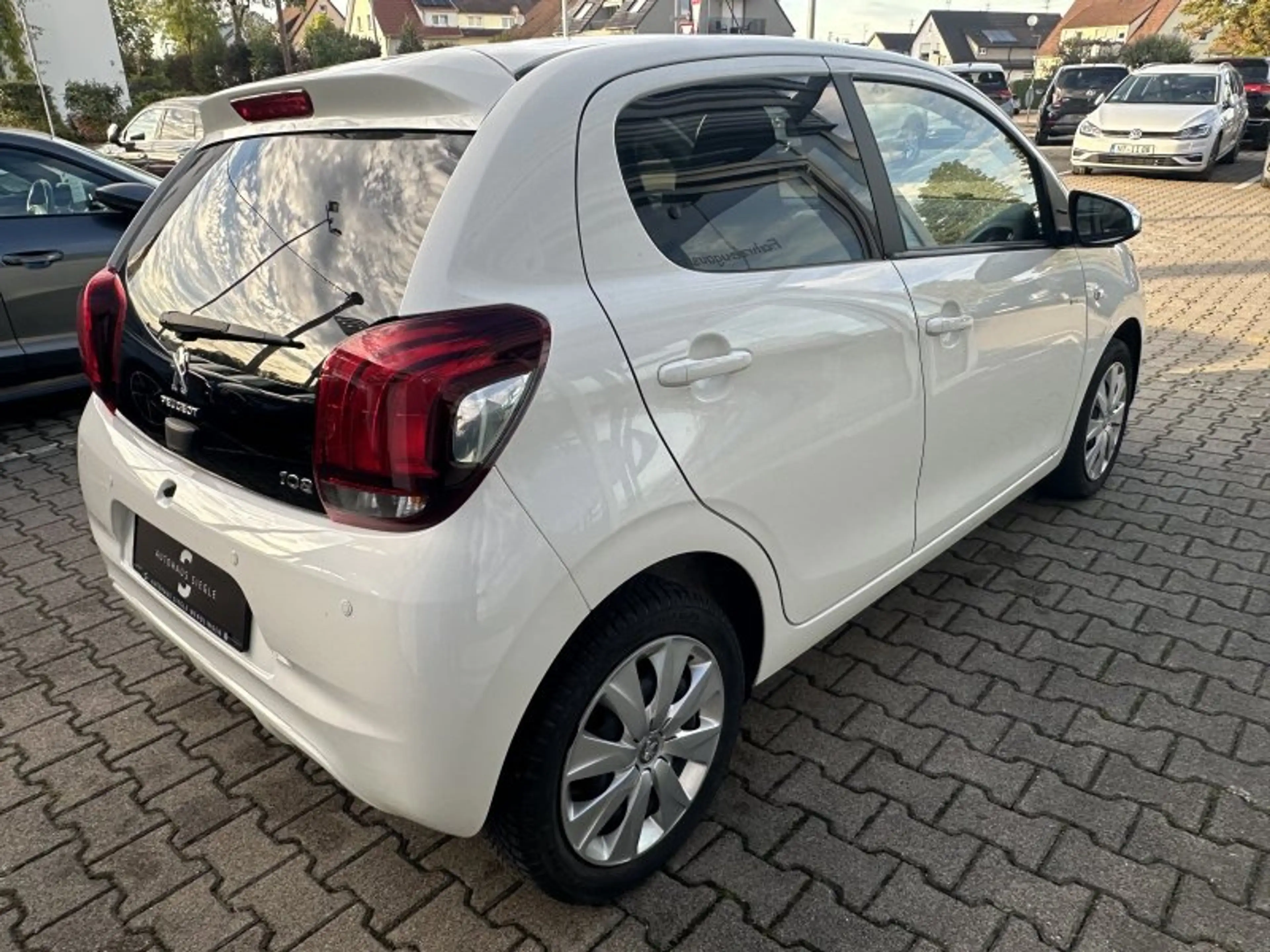 Peugeot 108 1.0 VTi Style Klima Parktronic 5-Türen — photo 6
