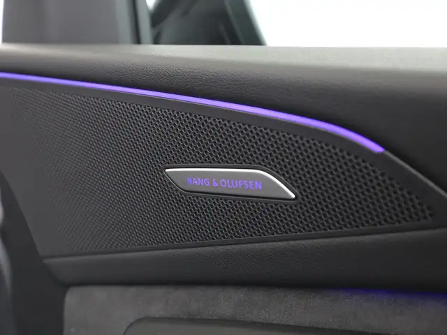 Audi E-Tron view 14