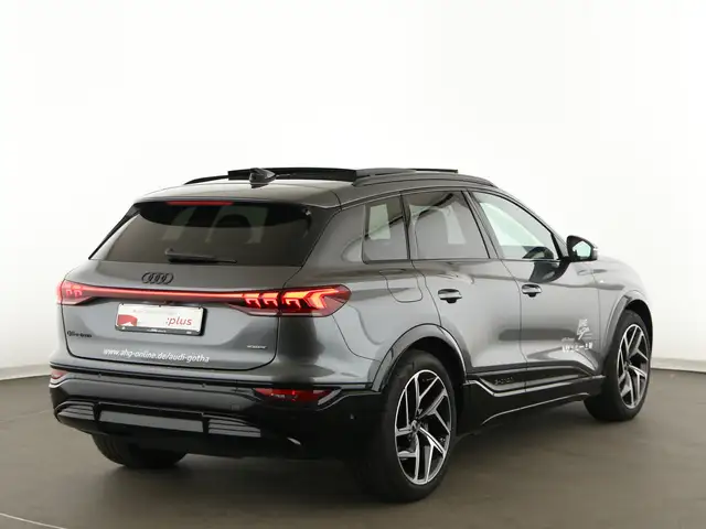 Audi E-Tron view 7