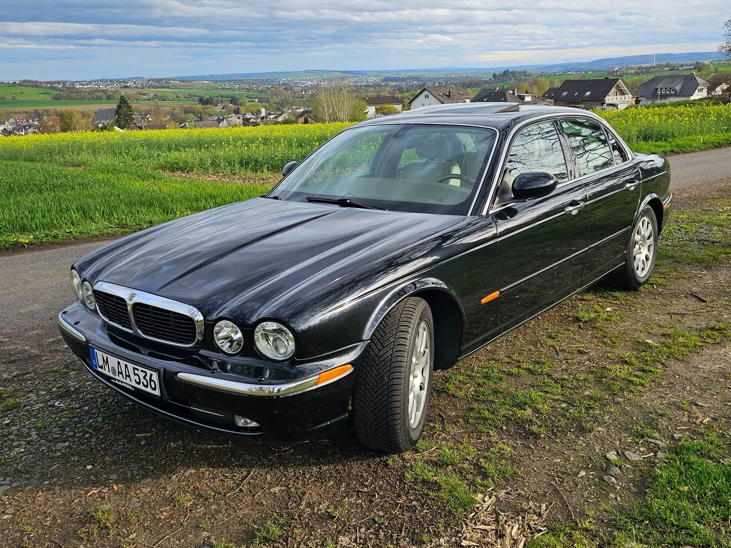Jaguar XJ6 Business Edition Чорний - 2