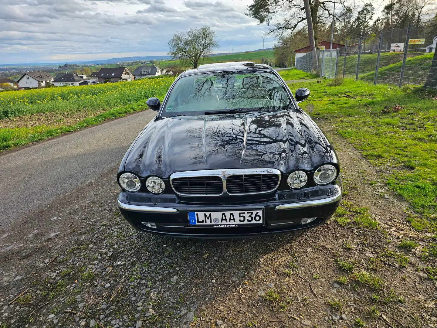 Jaguar XJ6 Business Edition Černá - 1