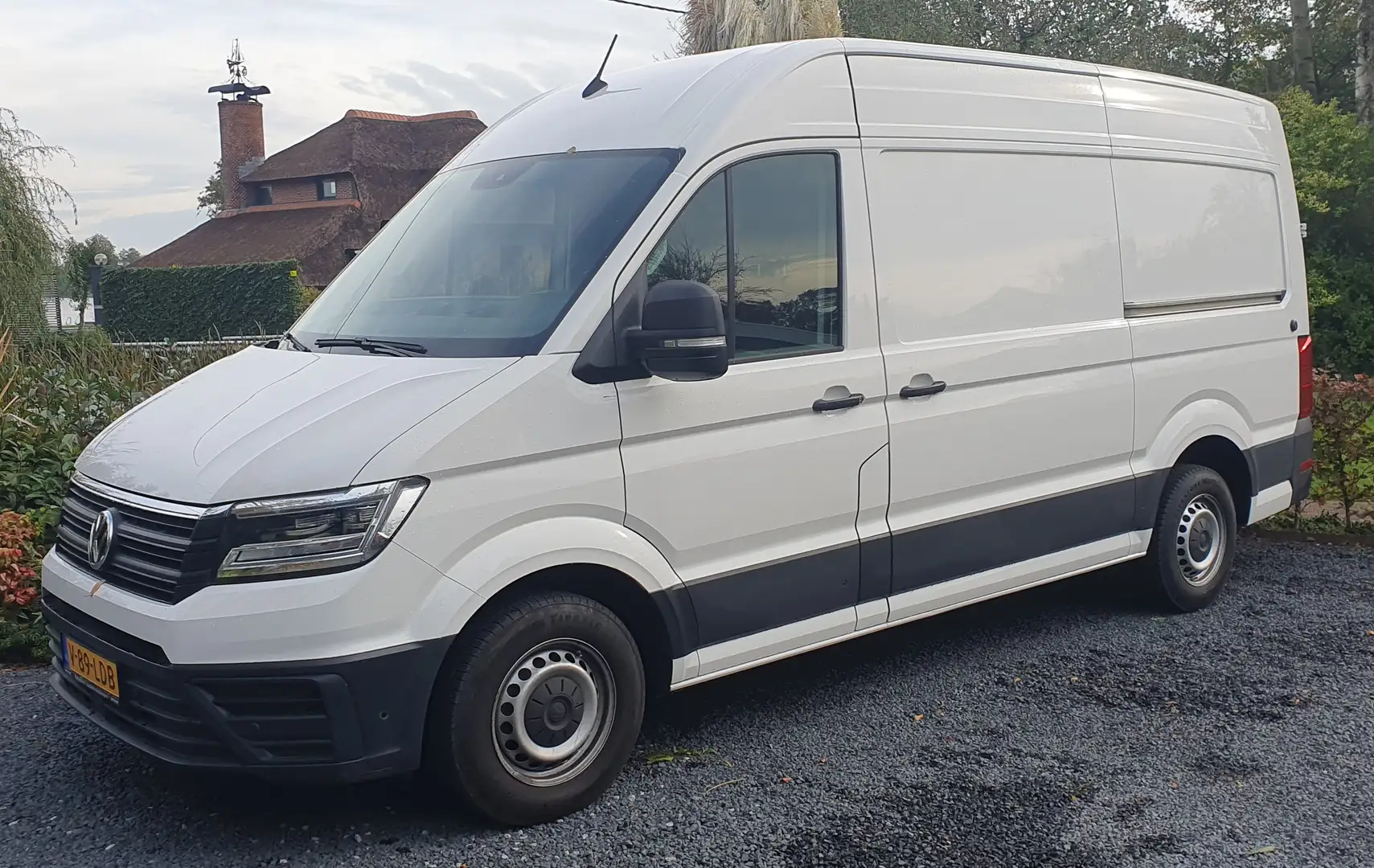 Volkswagen Crafter Crafter 2.0 TDI L3H3 140 pk Wit - 1