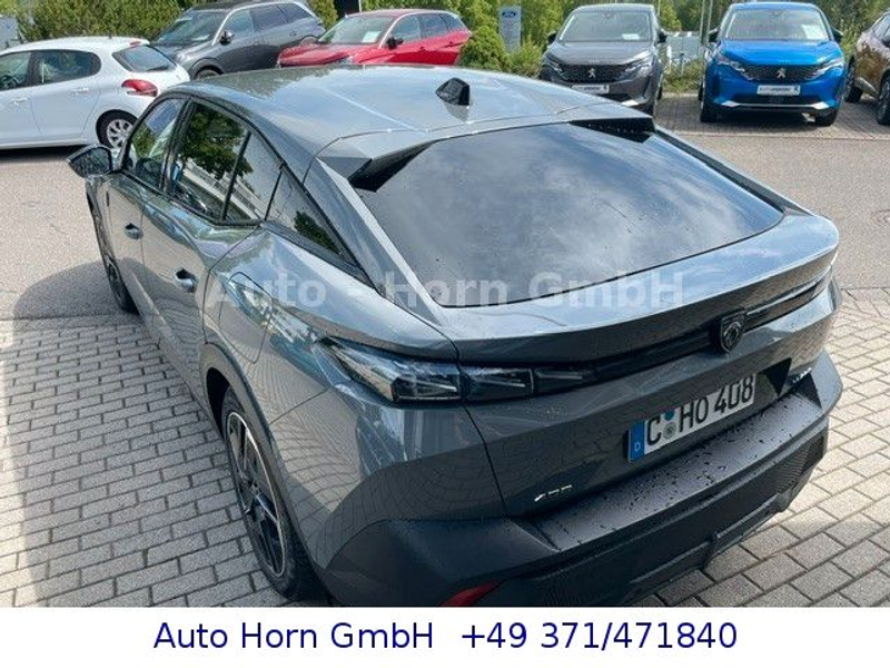 Peugeot 408 Plug in Hybrid 180 GT — photo 9