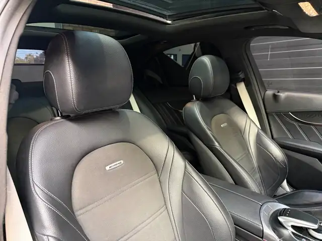 Mercedes-Benz C-Class view 13