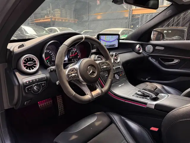 Mercedes-Benz C-Class view 9