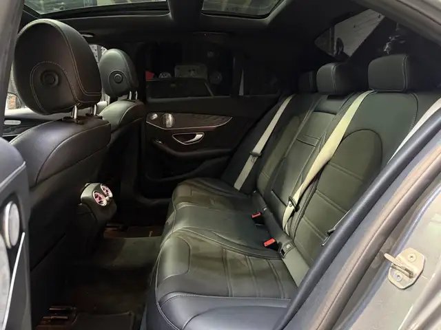 Mercedes-Benz C-Class view 10