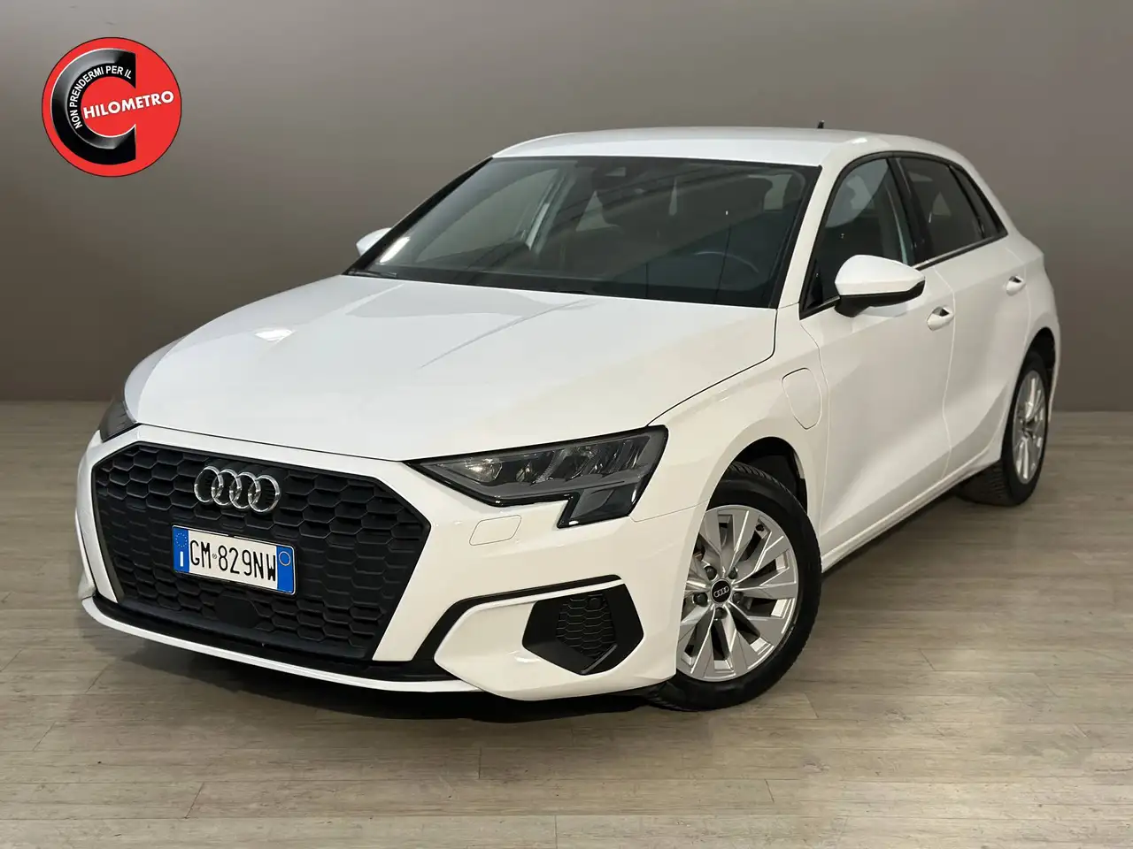 2023 Audi A3 Sportback 40 TFSI e Business S-Tronic, photograph 1