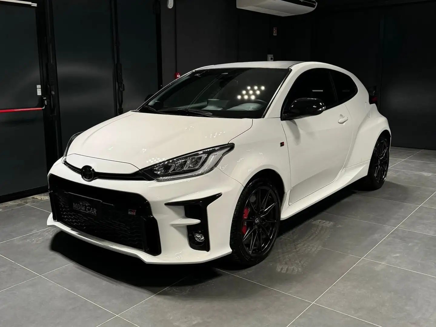 Toyota Yaris GR 1.6 Circuit * UFFICIALE GARANZIA 15 ANNI* Bianco - 1