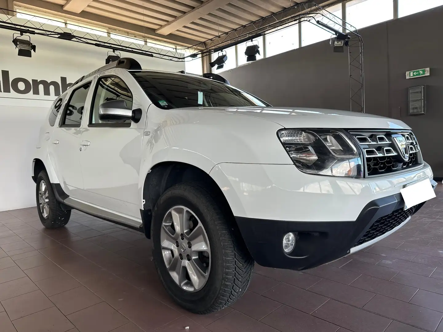 Dacia Duster Duster I 2014 1.6 Laureate Family Gpl Bianco - 1