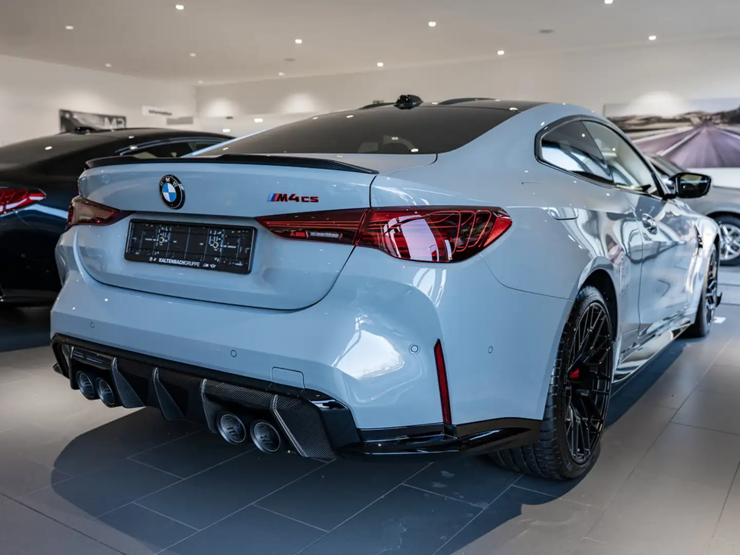 BMW M4 CS FACEL. LED HUD NAVI H/K KAMERA SHZ PDC Grau - 2