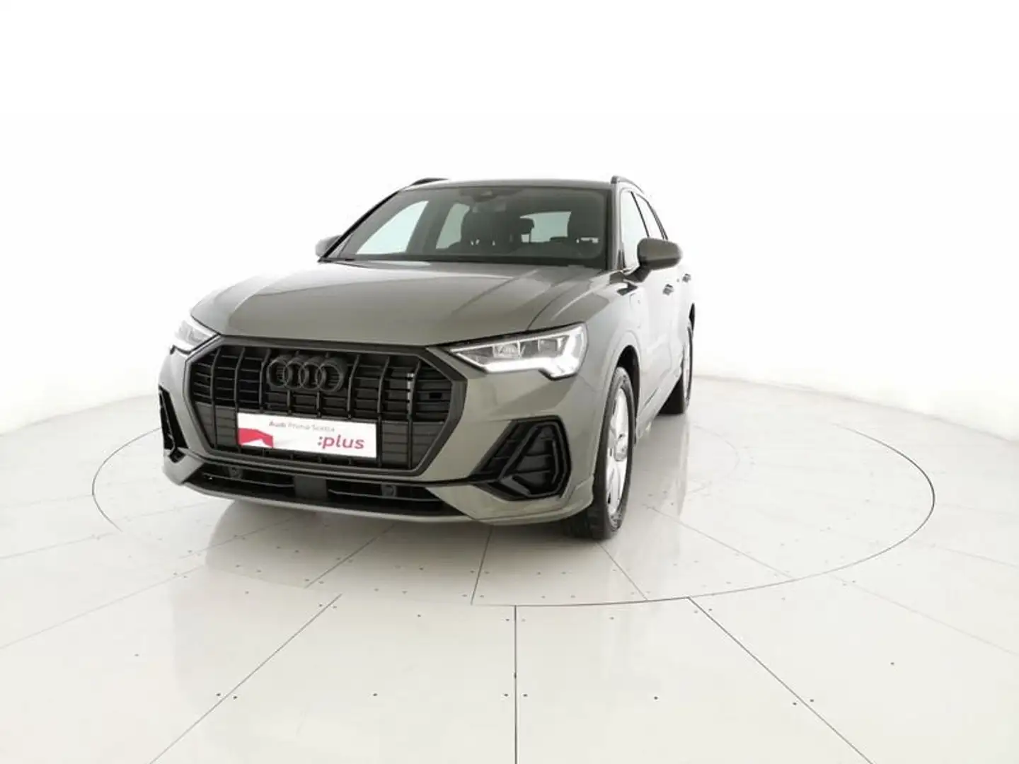 Audi Q3 45 1.4 tfsi e S Line Edition s-tronic Grigio - 1