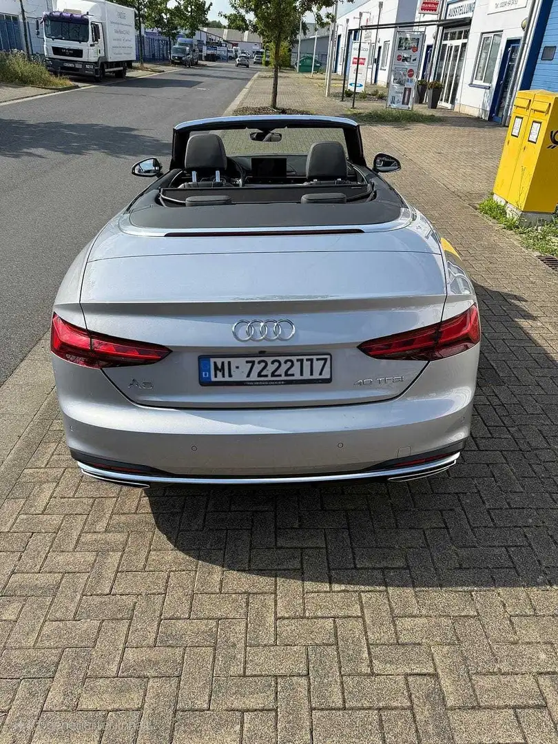 Audi A5 Cabrio 40 TFSI S tronic advanced Plateado - 2