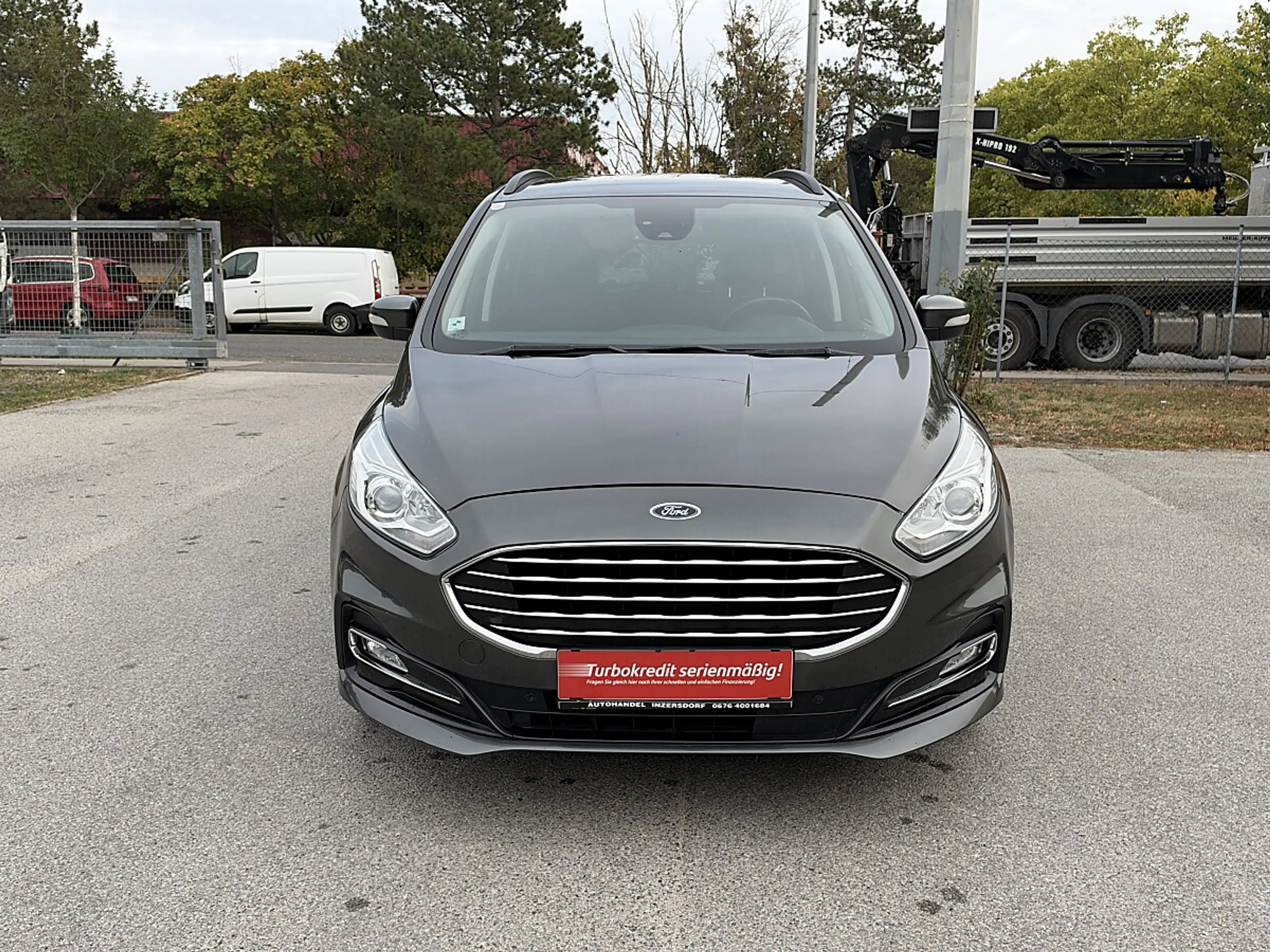 Ford Galaxy 2,0 EcoBlue SCR Trend / 1BESITZ / NAVI / LED / ... — photo 10