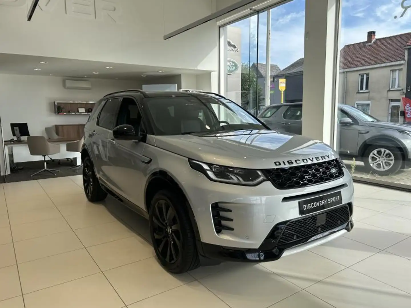 Land Rover Discovery Sport Dynamic SE P270 Gris - 2