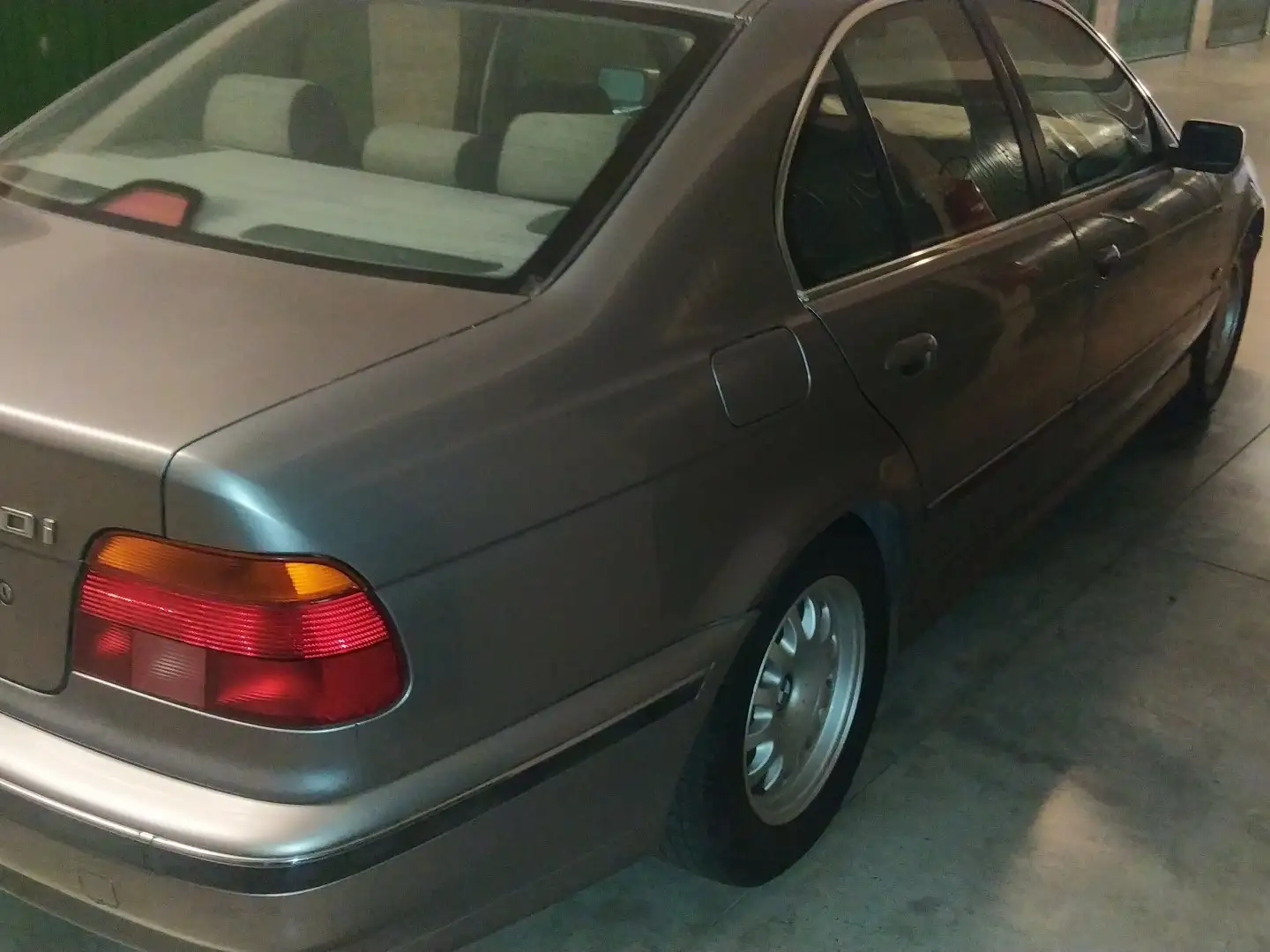 BMW 520 520i Eletta Grijs - 2