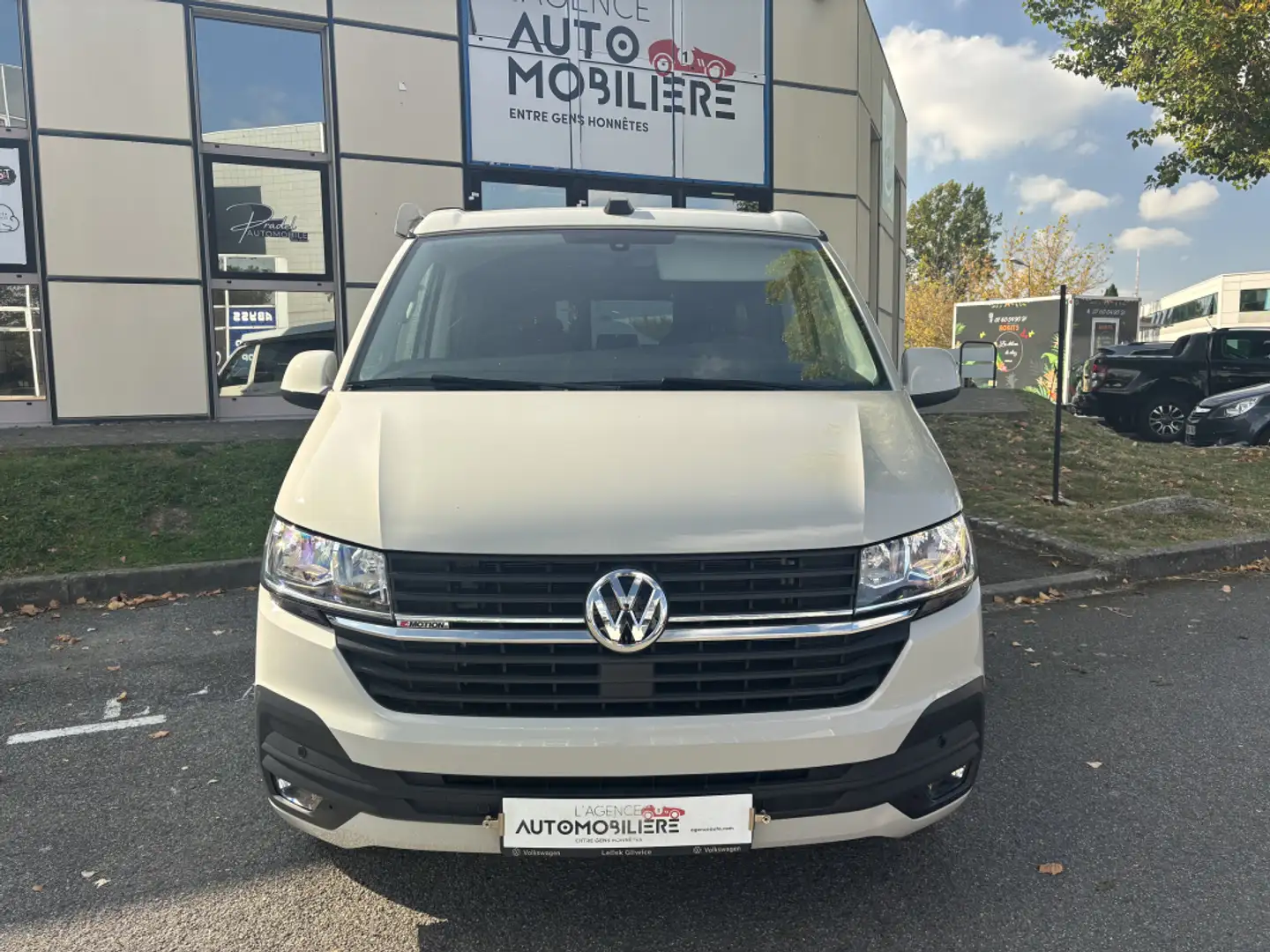 Volkswagen T7 California Volkswagen California T6 2.0 TDI 150 4MOTION(4x4) Šedá - 2
