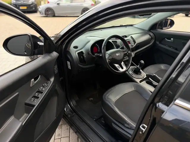 Kia Sportage view 2