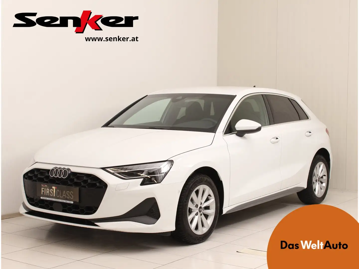 Audi A3 30 TFSI Белый - 1