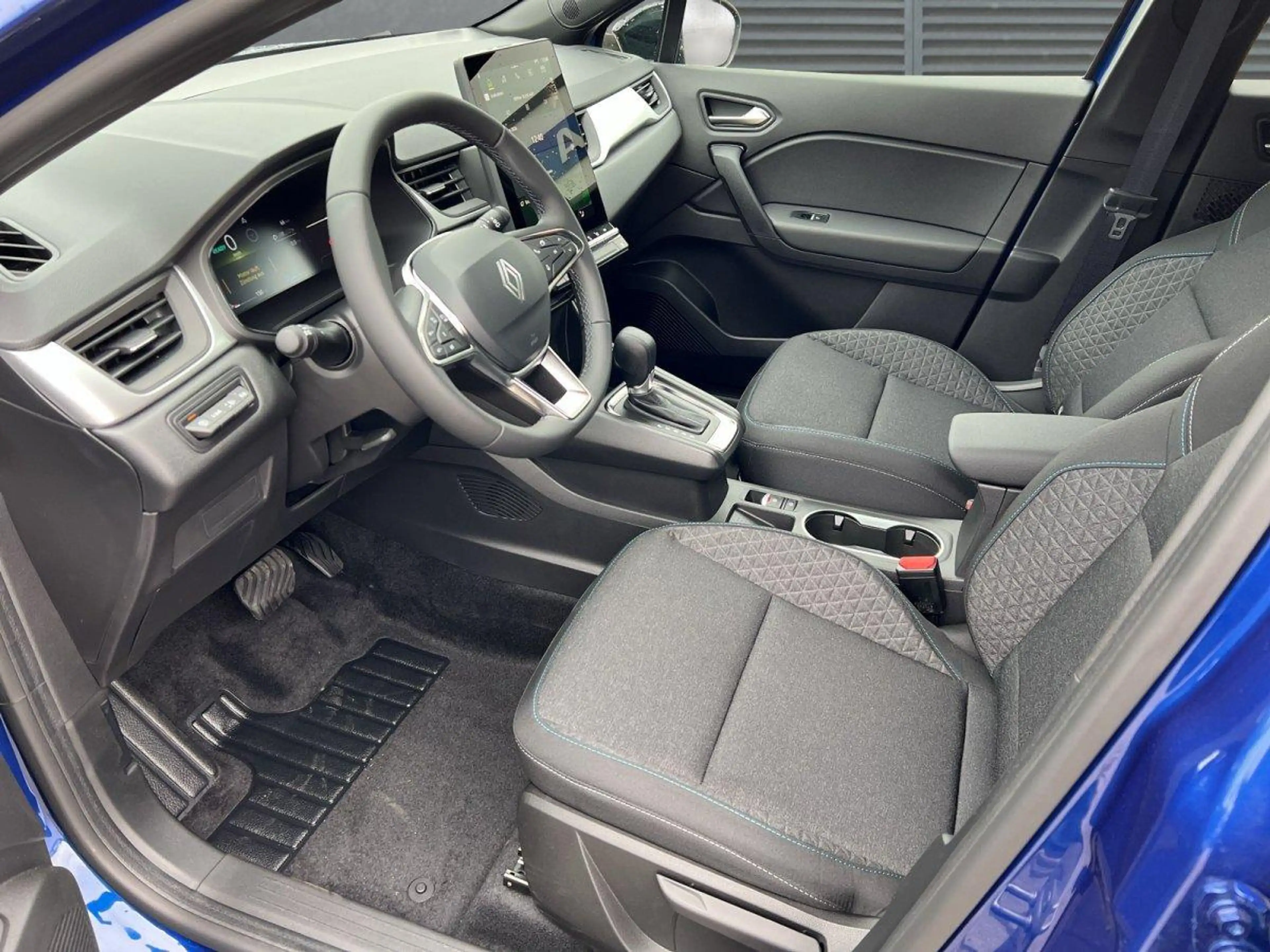 Renault Symbioz Evolution SHZ+RFK+Carplay E-Tech 145 105 kW (14... — photo 4