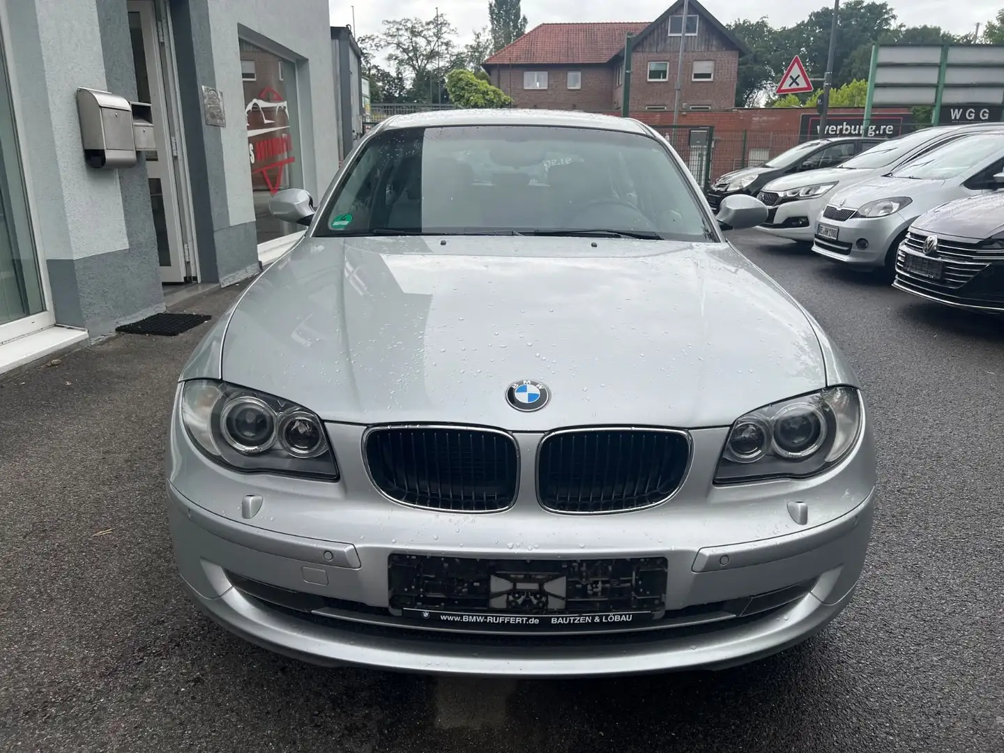BMW 118 1 Lim. 118i"Klimaaut."2.Hand"Xenon"PDC"Alufelgen Argento - 2