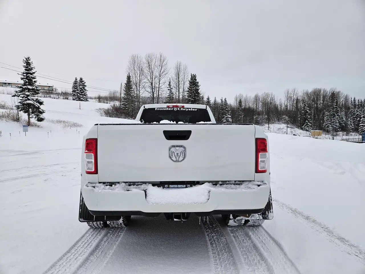 RAM 3500 снимка RAM 3500