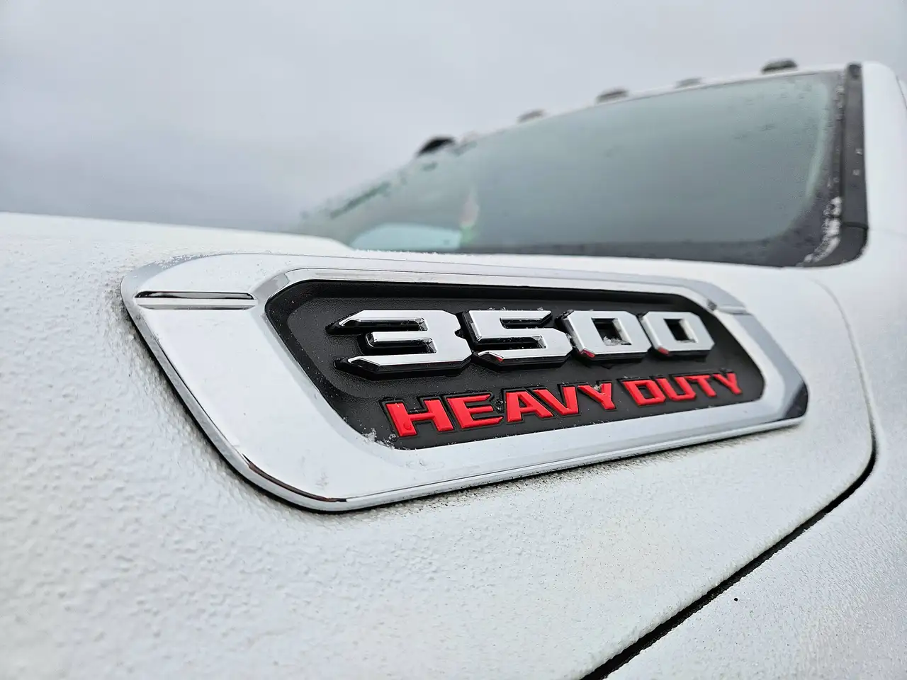 RAM 3500 снимка RAM 3500