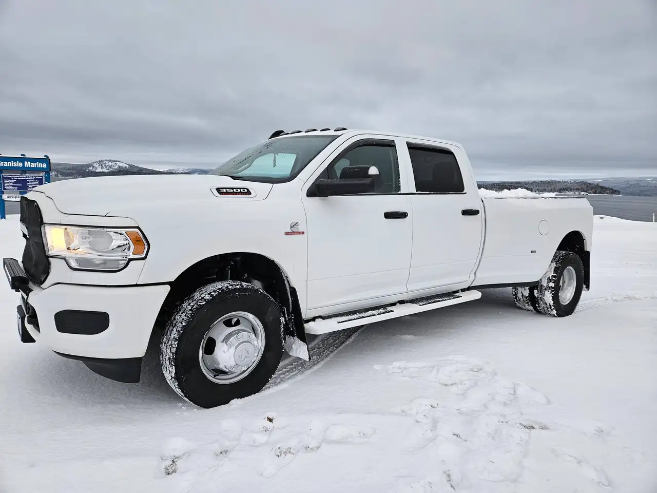 RAM 3500 снимка RAM 3500