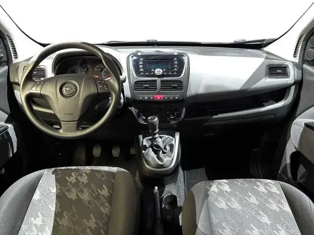 Opel Combo view 13