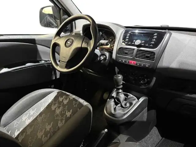 Opel Combo view 15