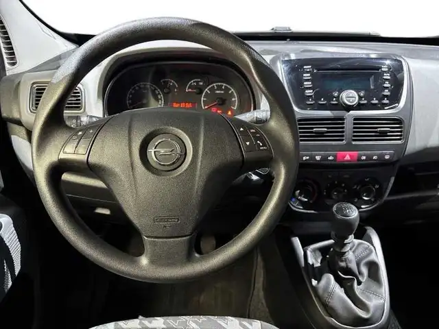 Opel Combo view 14