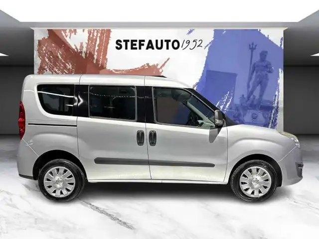 Opel Combo view 3