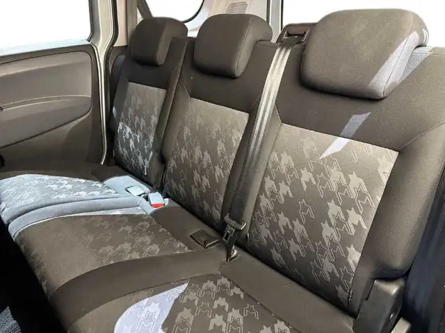 Opel Combo view 9