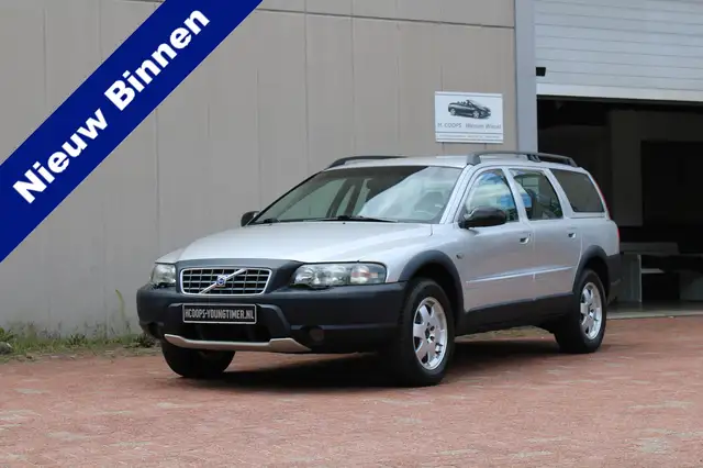 Volvo XC70 2.4T AWD AUTOMAAT BLIJVEND YOUNGTIMER !!! incl. 21
