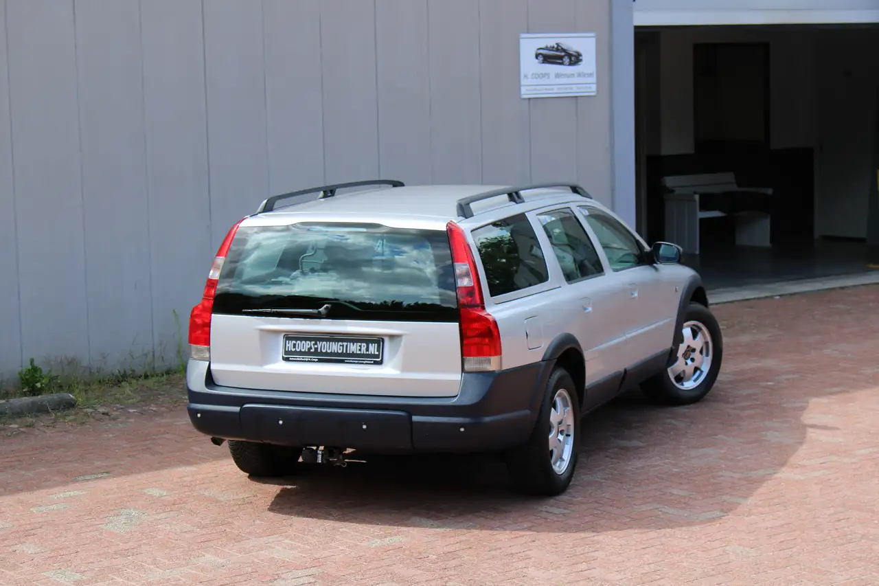 Volvo XC70 2.4T AWD AUTOMAAT BLIJVEND YOUNGTIMER !!! incl. 21, foto 9