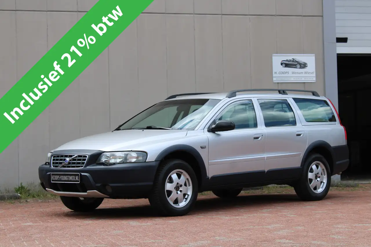Volvo XC70 2.4T AWD AUTOMAAT BLIJVEND YOUNGTIMER !!! incl. 21, foto 2