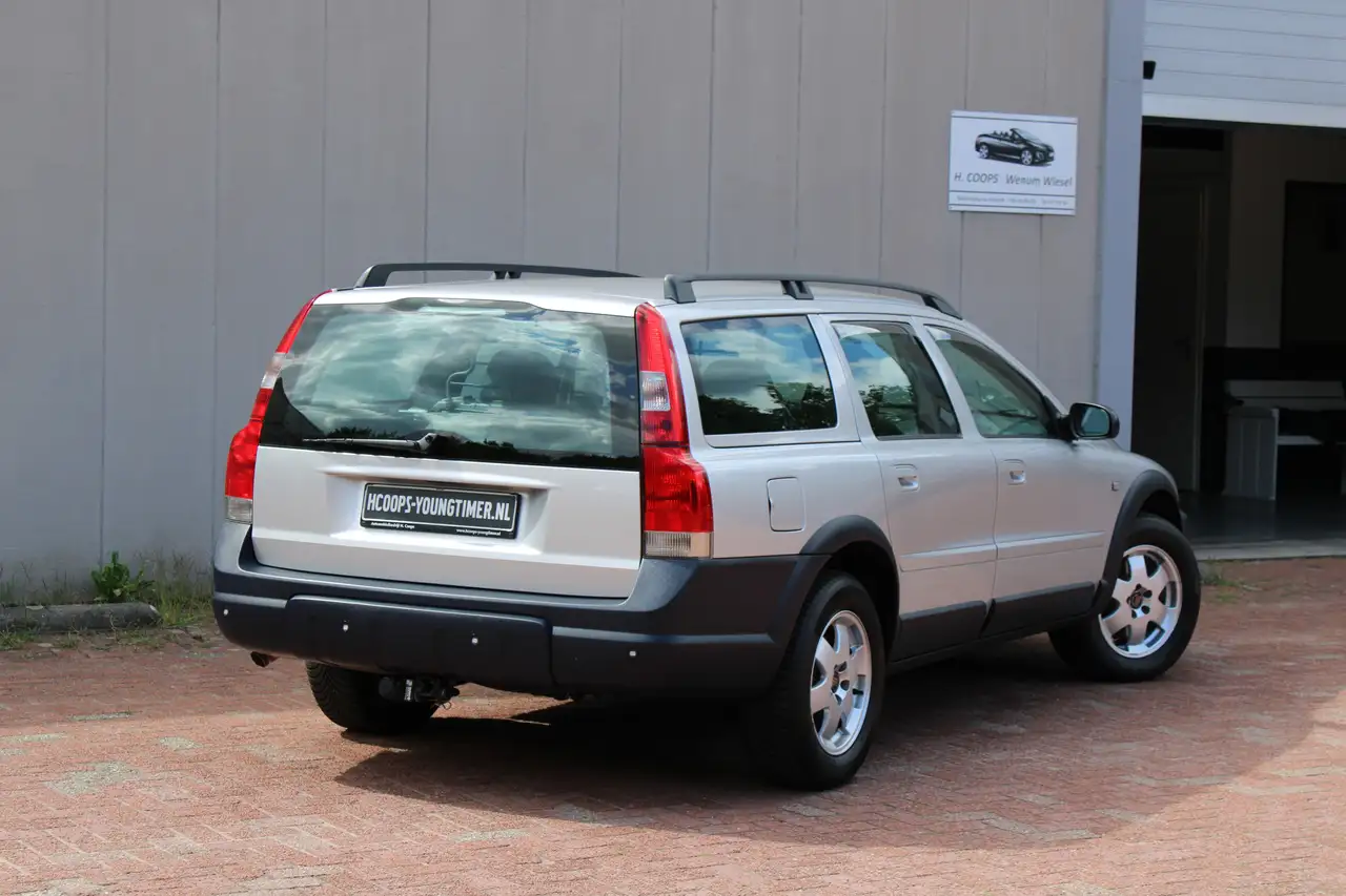 Volvo XC70 2.4T AWD AUTOMAAT BLIJVEND YOUNGTIMER !!! incl. 21, foto 10